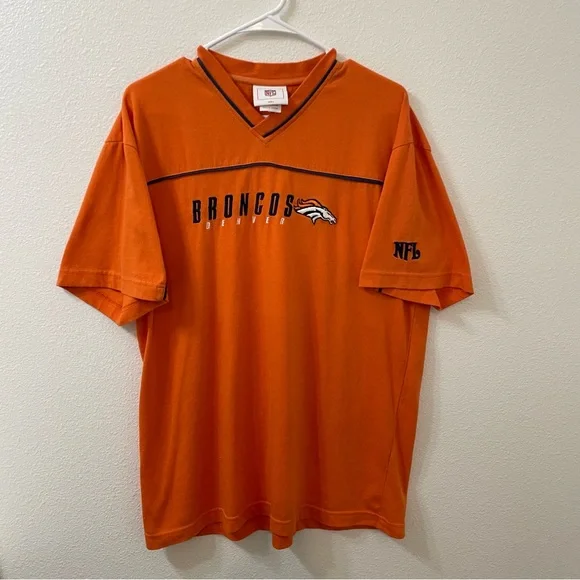 NFL Denver Broncos t shirt orange large - Picture 1 of 5